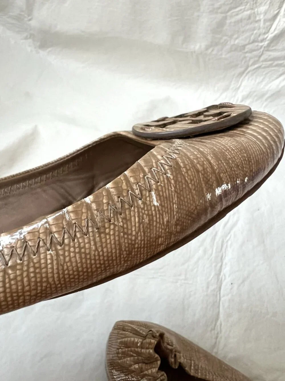 Tory Burch ballet flats womens 9 tan brown leather lizard print slip on shoes